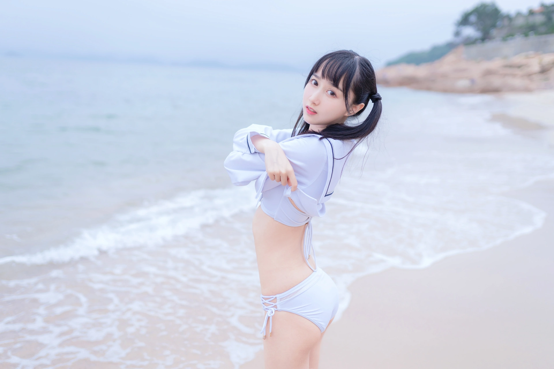 木绵绵OwO - NO.37 海边白色比基尼 2